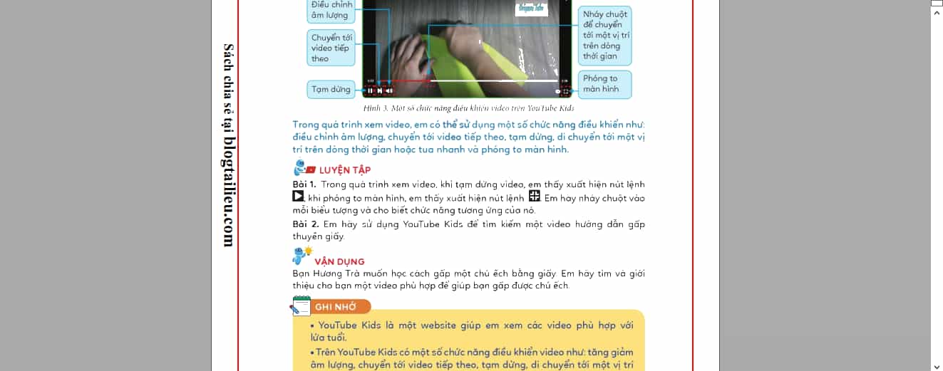 A screen shot of a video chat

Description automatically generated